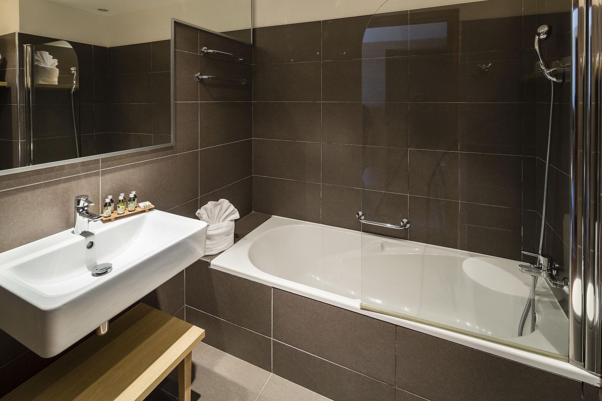 Hotel Helios & Spa - Ile Des Embiez Six-Fours-les-Plages Rum bild