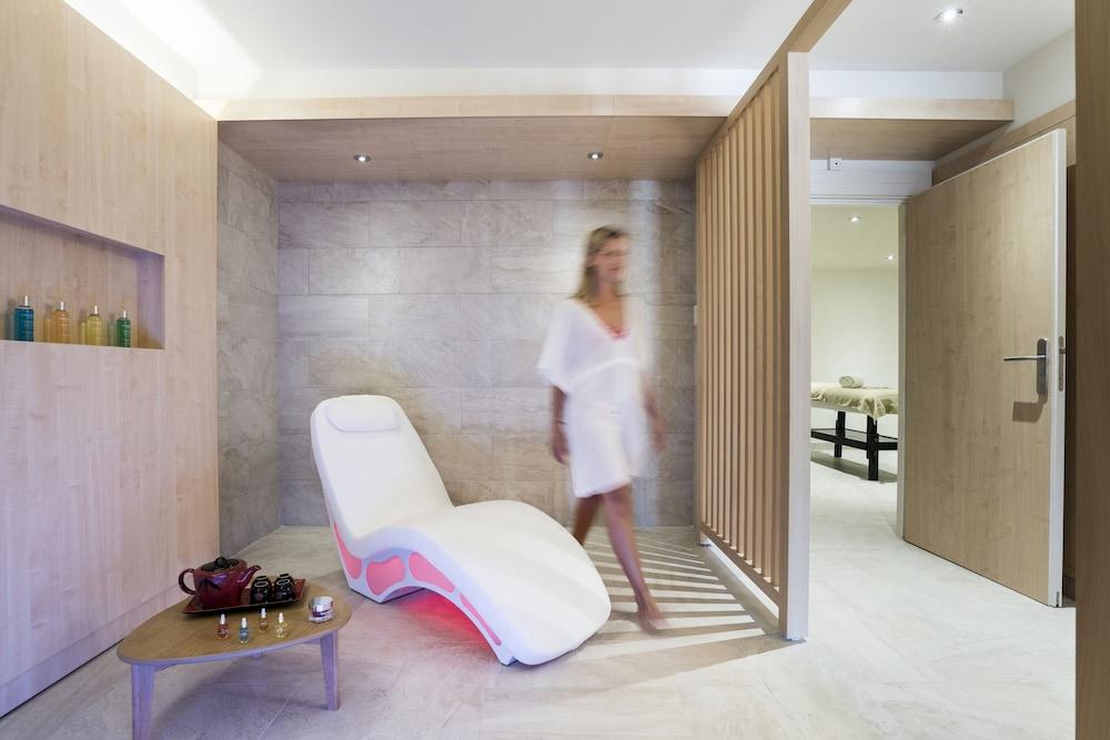 Hotel Helios & Spa - Ile Des Embiez Six-Fours-les-Plages Exteriör bild
