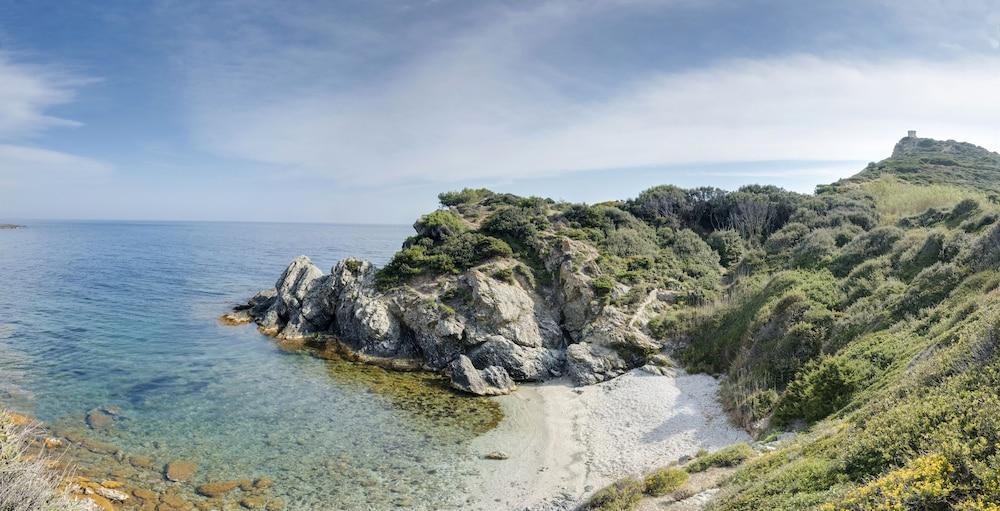Hotel Helios & Spa - Ile Des Embiez Six-Fours-les-Plages Exteriör bild