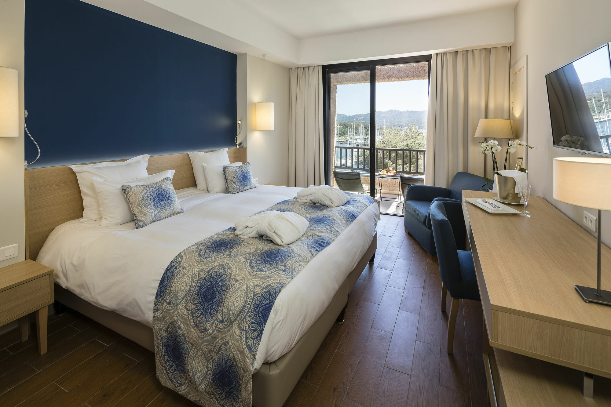 Hotel Helios & Spa - Ile Des Embiez Six-Fours-les-Plages Rum bild