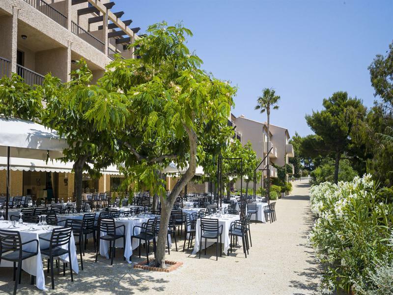 Hotel Helios & Spa - Ile Des Embiez Six-Fours-les-Plages Exteriör bild